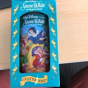Snow White Collector’s Cup